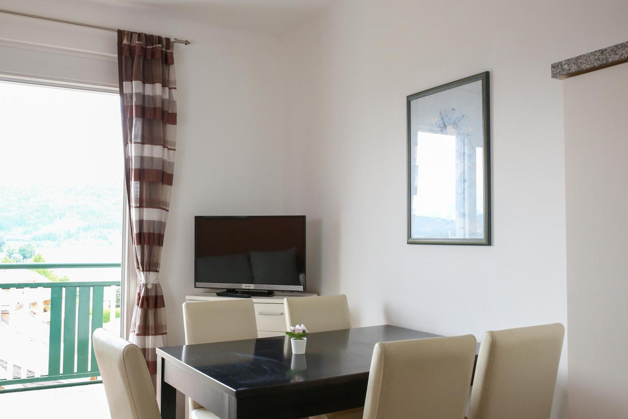 Self-Check In Apartmenthotel Seeglueck Pörtschach am Wörthersee エクステリア 写真