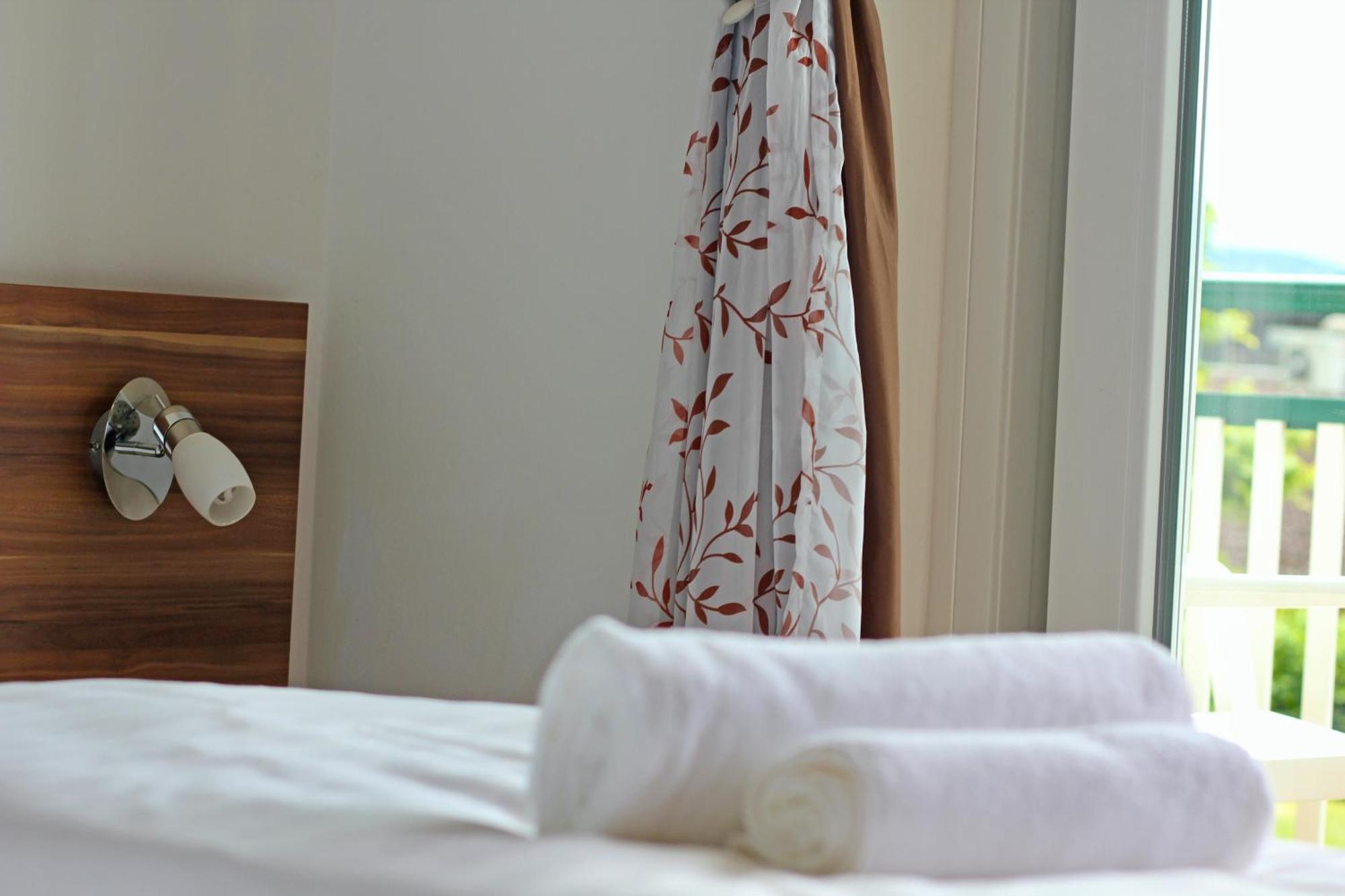 Self-Check In Apartmenthotel Seeglueck Pörtschach am Wörthersee エクステリア 写真