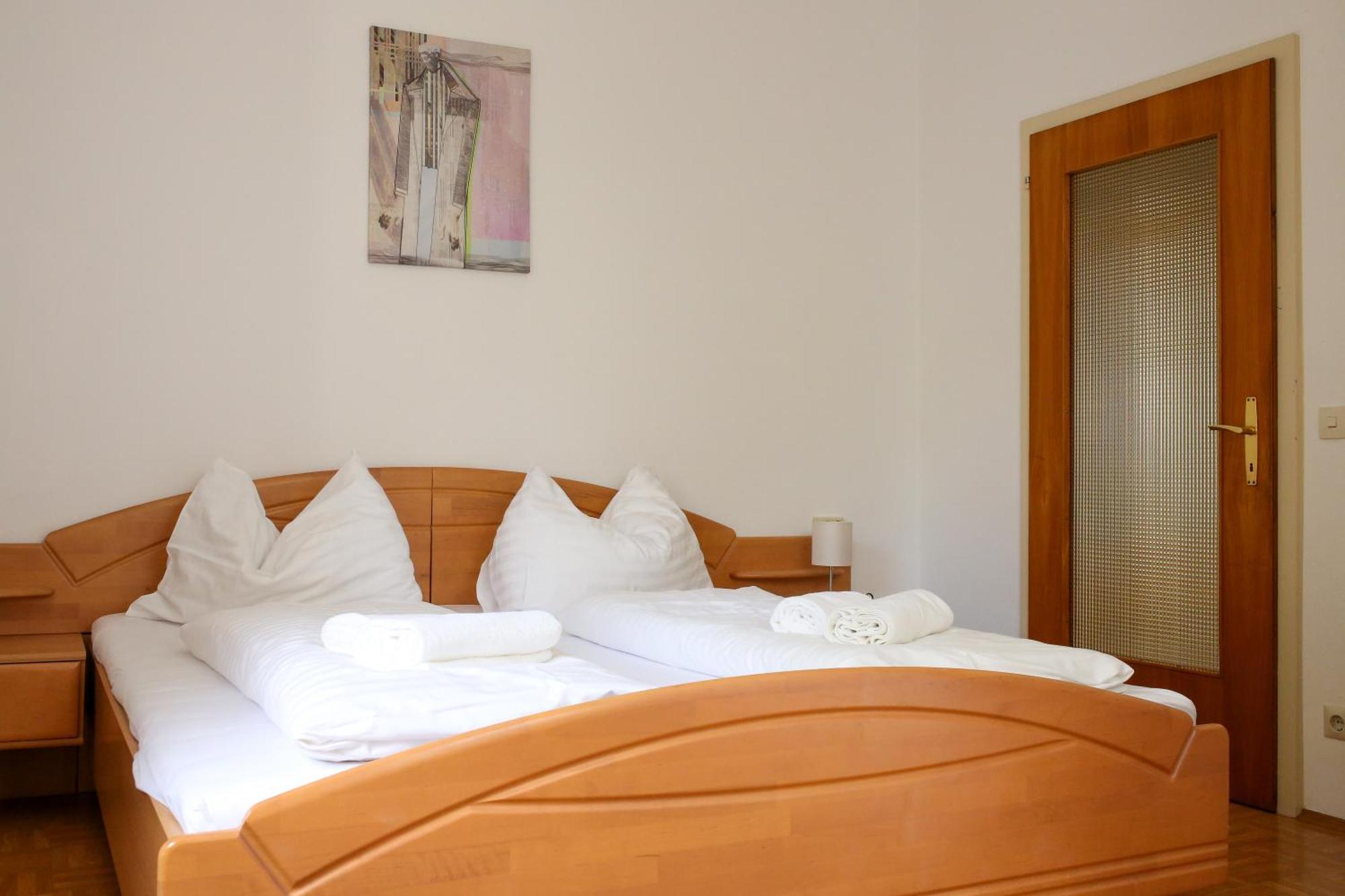 Self-Check In Apartmenthotel Seeglueck Pörtschach am Wörthersee エクステリア 写真