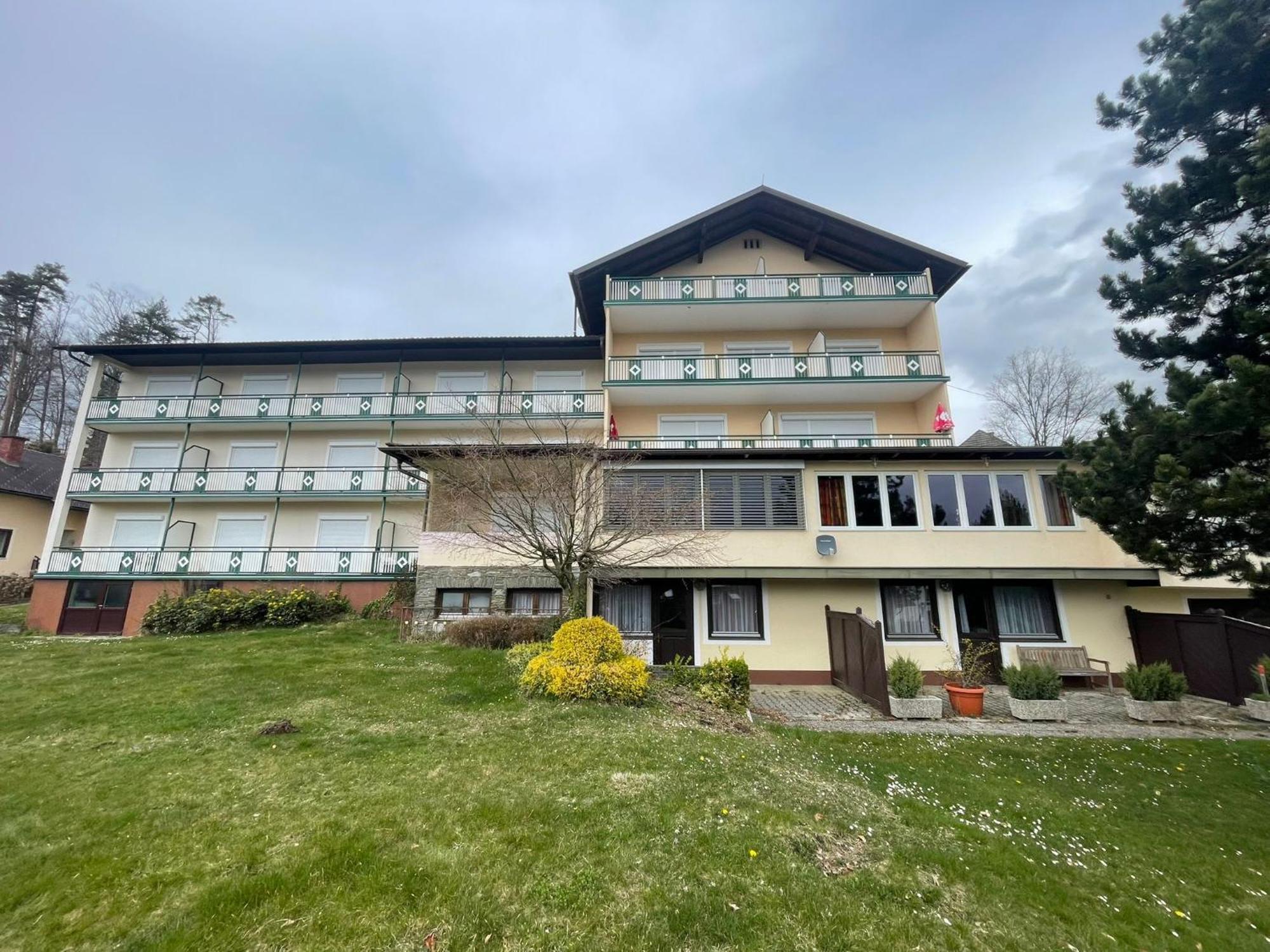 Self-Check In Apartmenthotel Seeglueck Pörtschach am Wörthersee エクステリア 写真